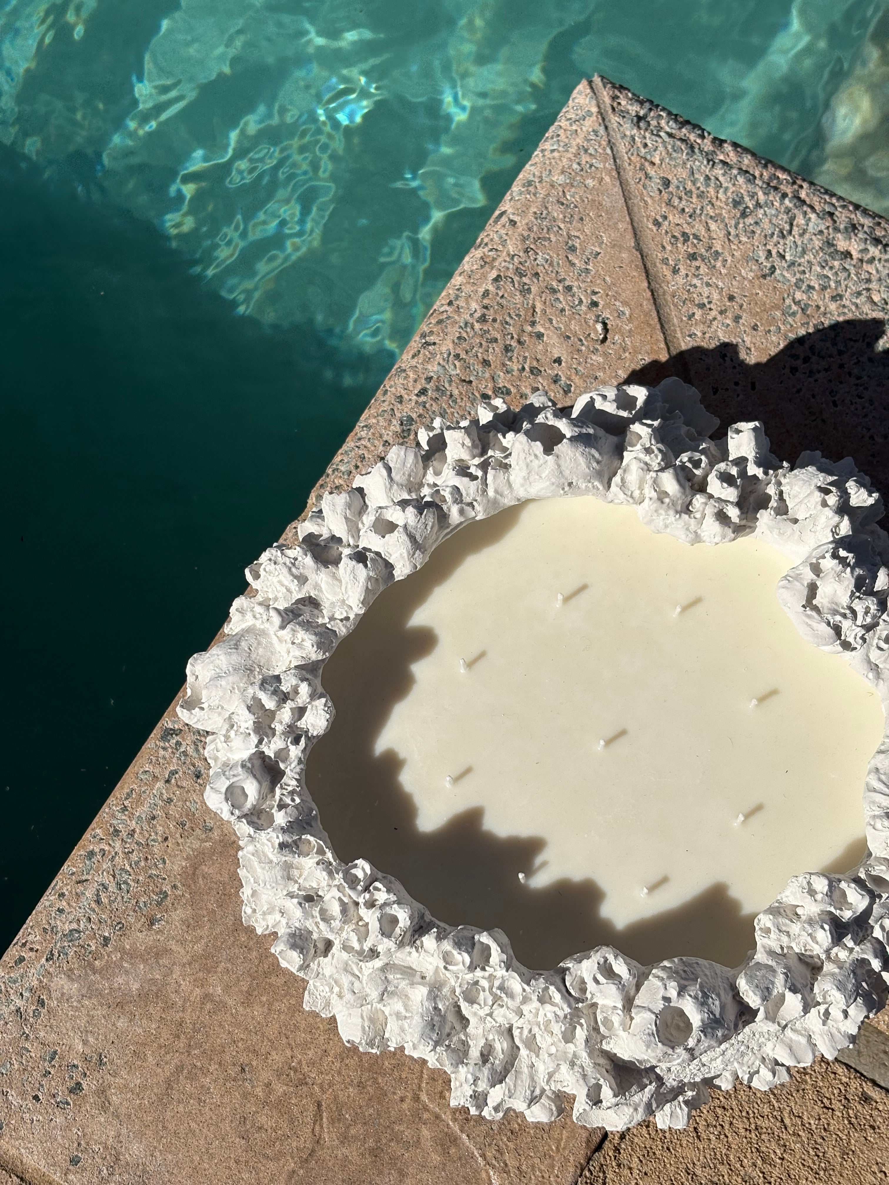 Extra Large Coral Reef Candle – Concrete | 2kg Pure Soy Wax