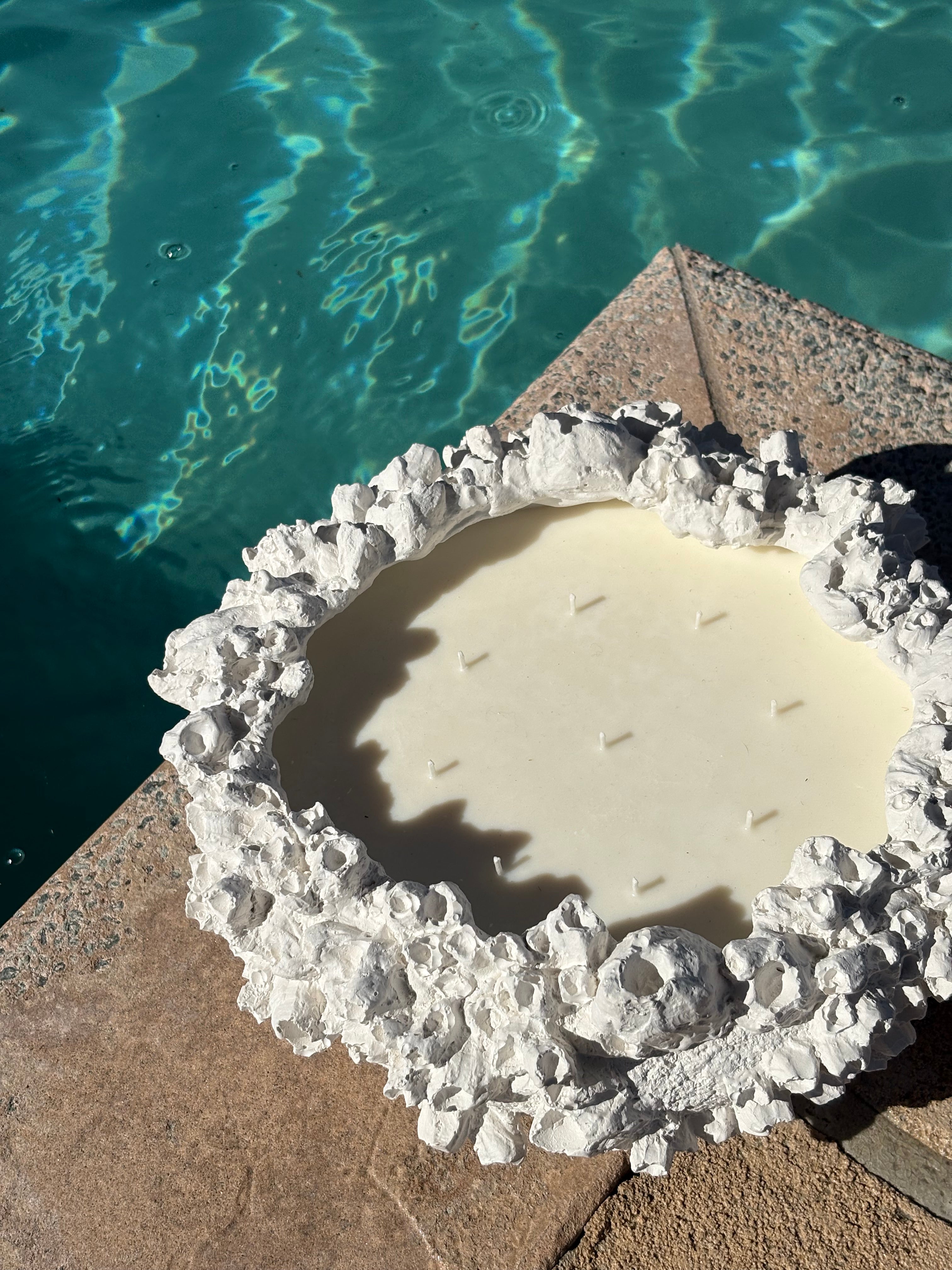 Extra Large Coral Reef Candle – Concrete | 2kg Pure Soy Wax