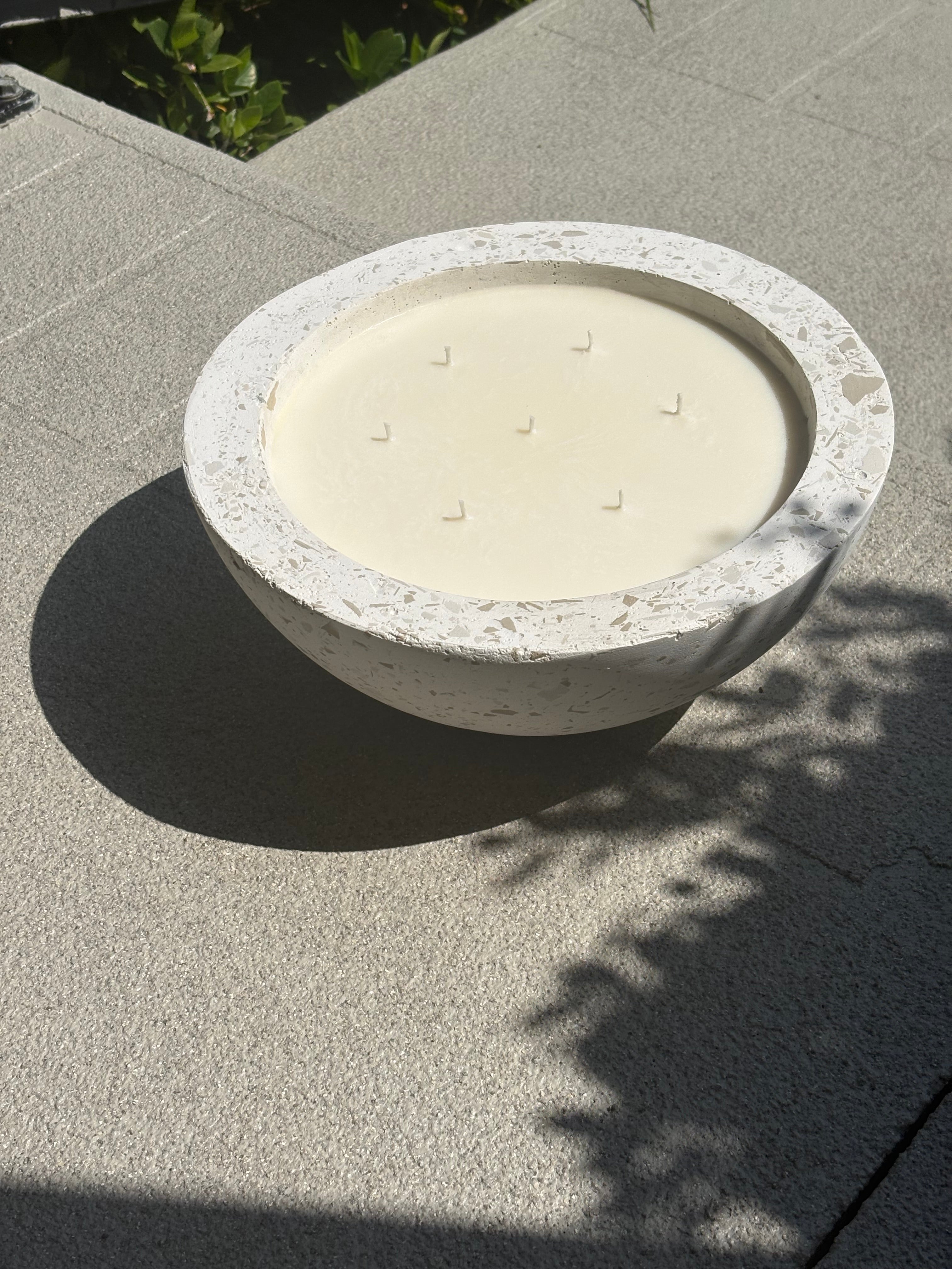 Extra Large Coastal Terrazzo Concrete Candle - 1.8L