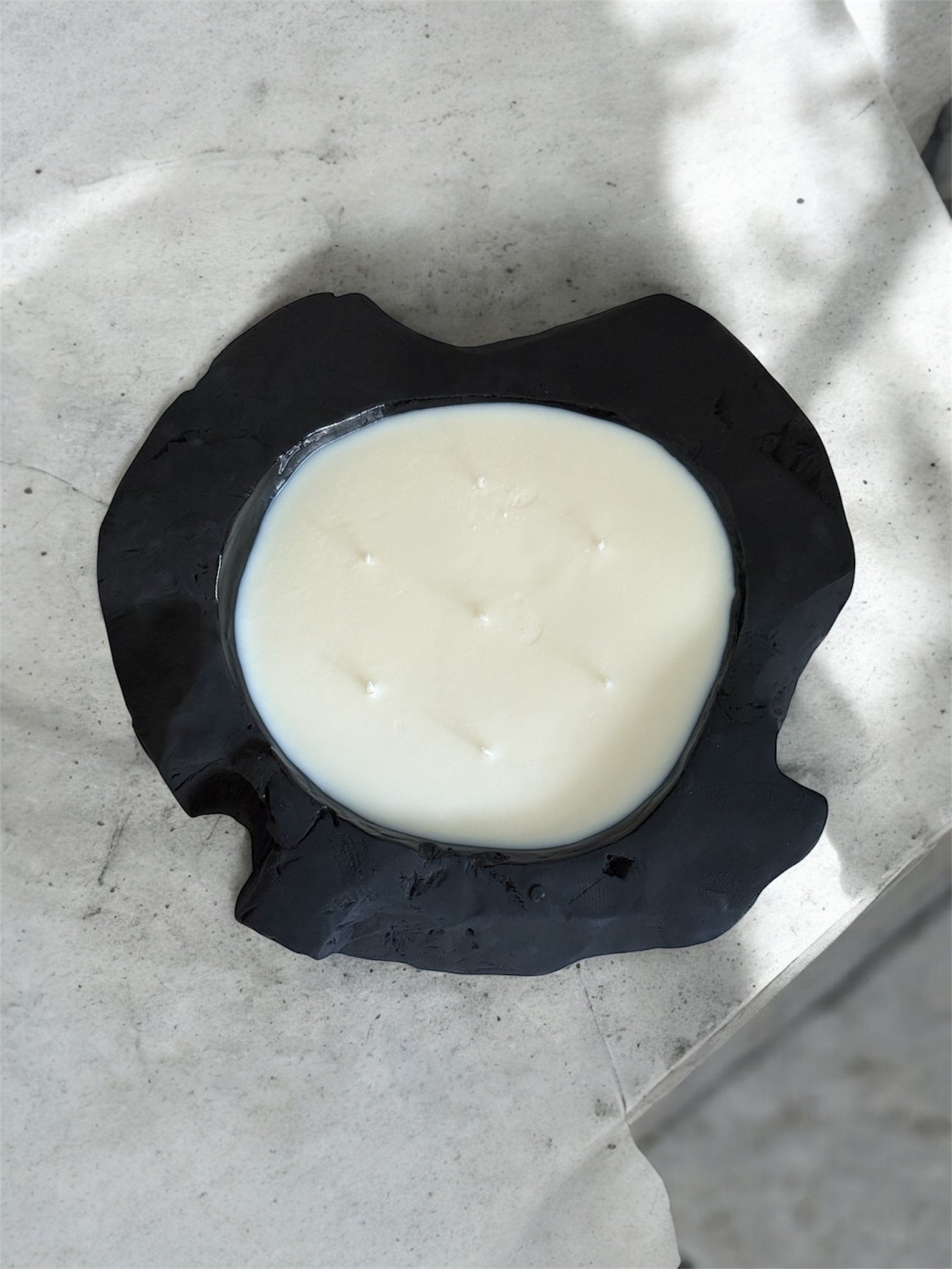 SOHO SANTAL - Extra Large Matte Black Candle