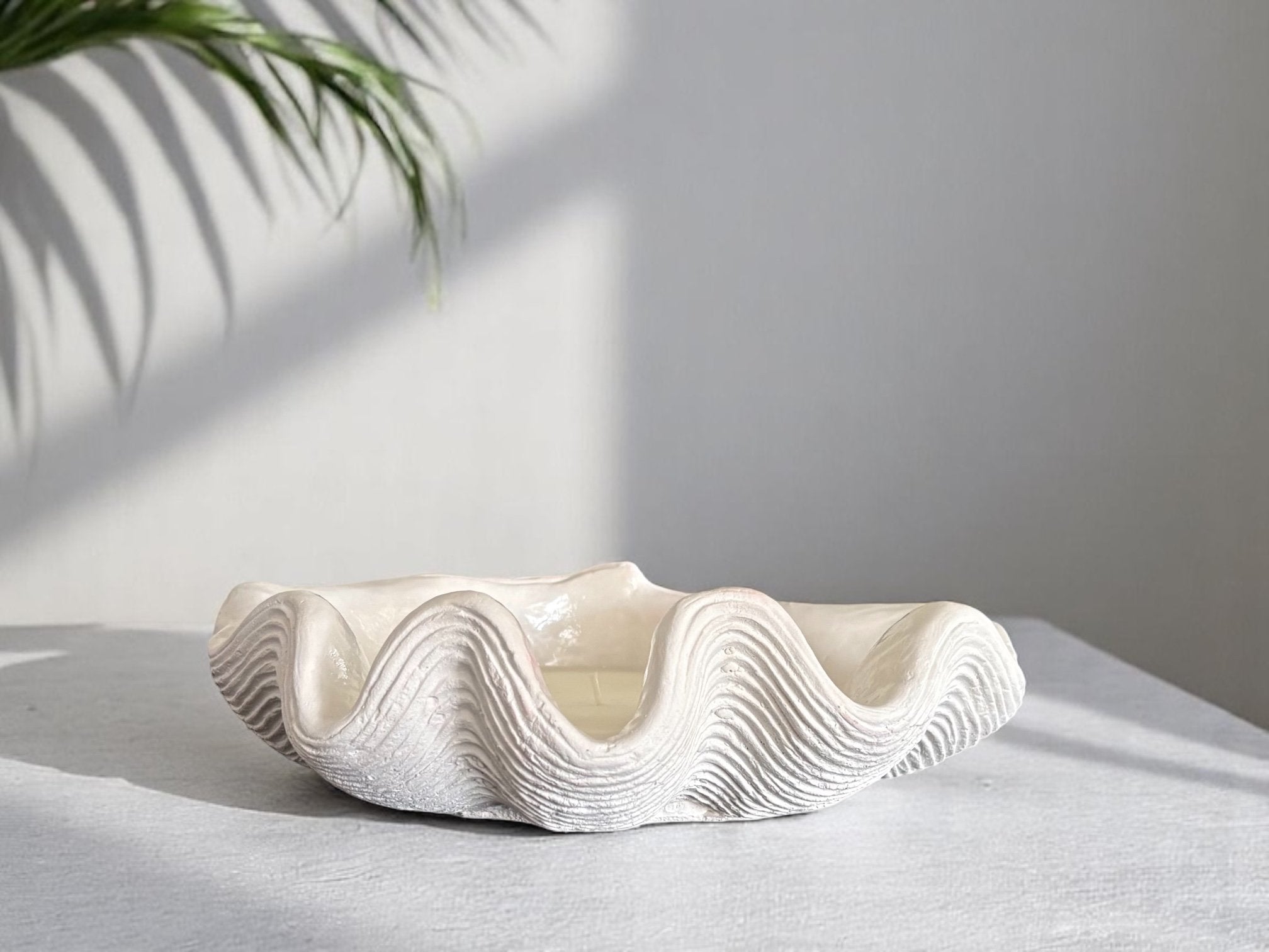 Large Clam Shell Candle